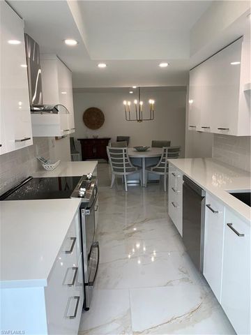 4082 Belair LN # 9, Naples, FL 34103