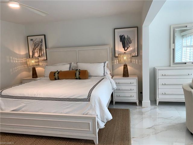 4082 Belair LN # 9, Naples, FL 34103