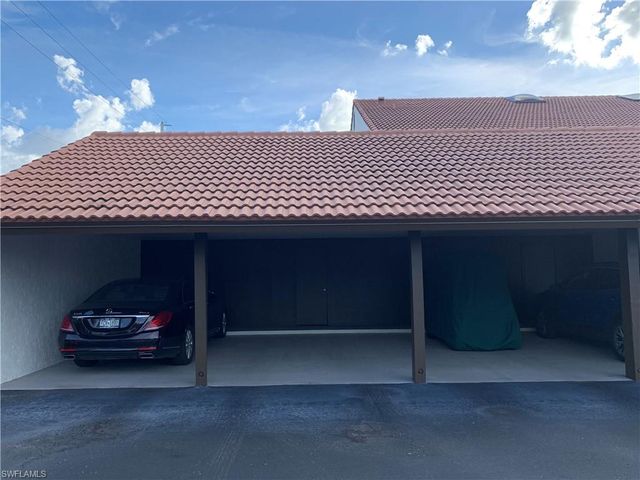 4082 Belair LN # 9, Naples, FL 34103