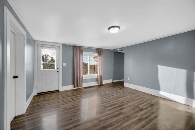 3803 E State Road 2, Rolling Prairie, IN 46371