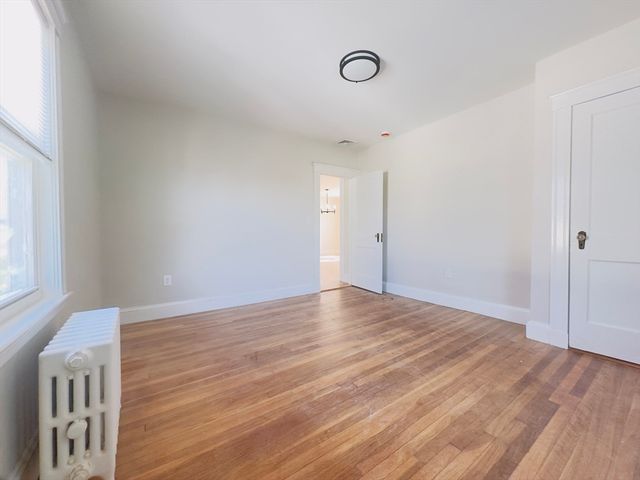 82 Elmer Rd 1, Boston, MA 02124