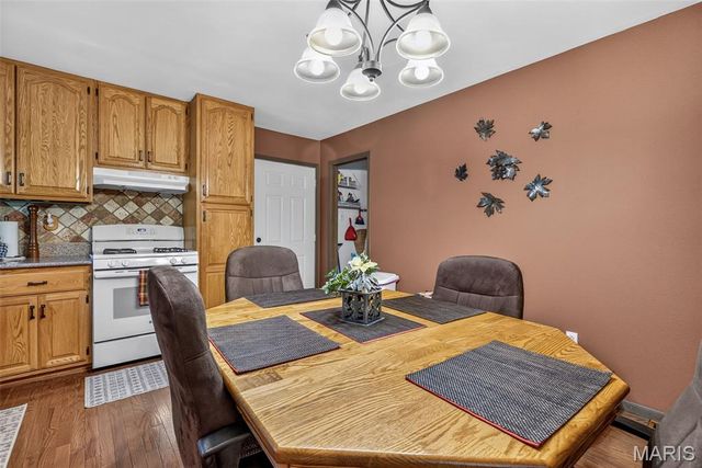 250 Meadow Woods Road, Hillsboro, MO 63050