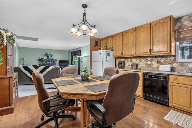 250 Meadow Woods Road, Hillsboro, MO 63050
