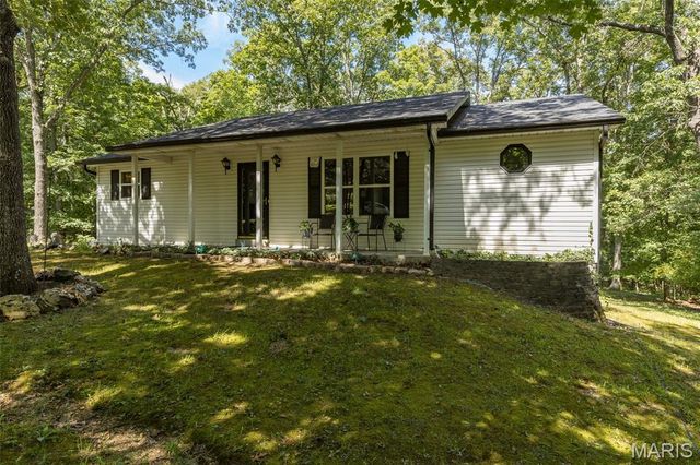 250 Meadow Woods Road, Hillsboro, MO 63050