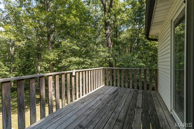 250 Meadow Woods Road, Hillsboro, MO 63050