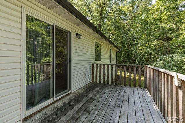 250 Meadow Woods Road, Hillsboro, MO 63050