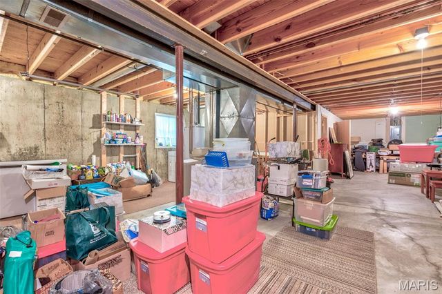 250 Meadow Woods Road, Hillsboro, MO 63050