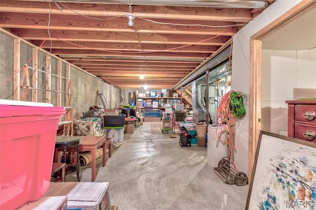 250 Meadow Woods Road, Hillsboro, MO 63050