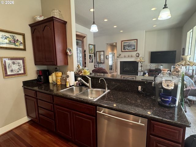 2510 WILLOW CREST Ct, Florence, OR 97439