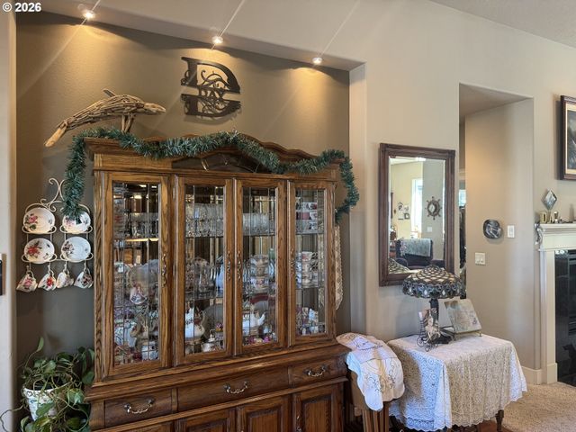 2510 WILLOW CREST Ct, Florence, OR 97439