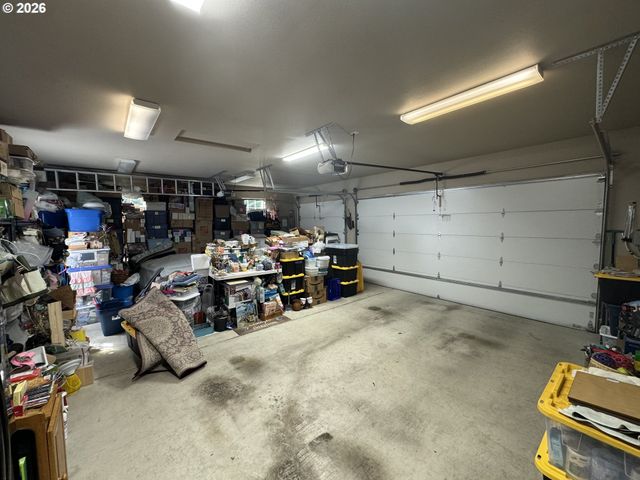 2510 WILLOW CREST Ct, Florence, OR 97439