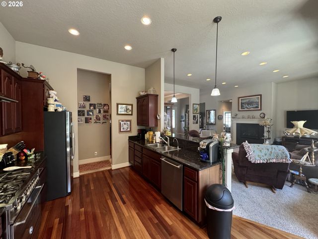 2510 WILLOW CREST Ct, Florence, OR 97439