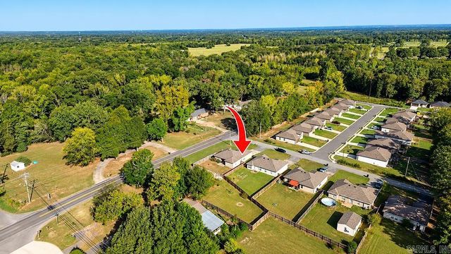 15 Bryant St, Ward, AR 72176