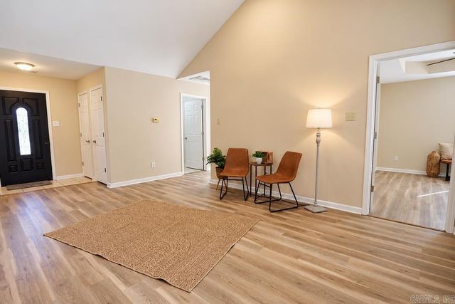 15 Bryant St, Ward, AR 72176