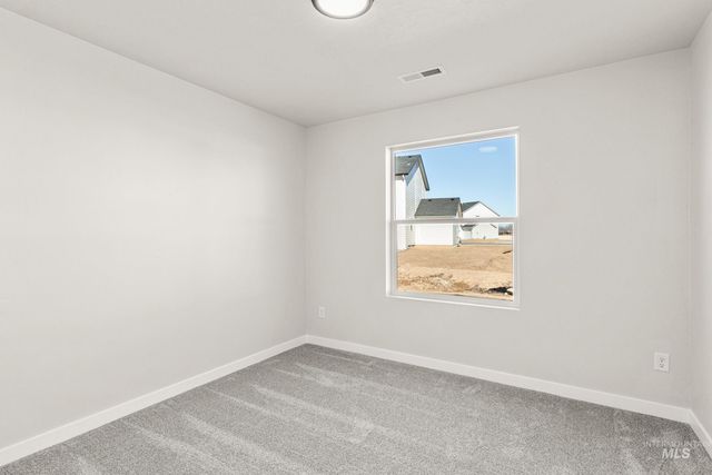 5186 E Phelps Lake Dr, Nampa, ID 83687