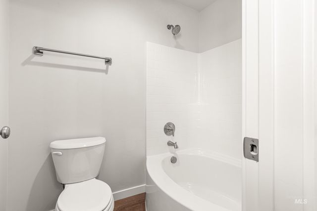 5186 E Phelps Lake Dr, Nampa, ID 83687