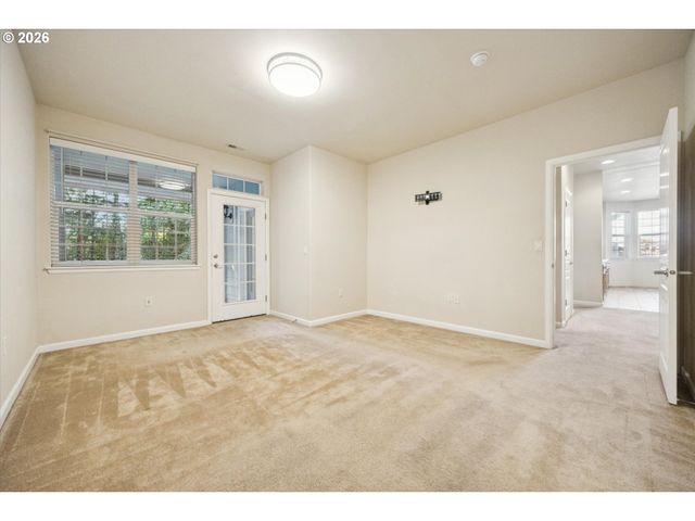 5305 SUMMERLINN Way, West Linn, OR 97068