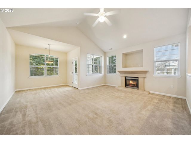 5305 SUMMERLINN Way, West Linn, OR 97068