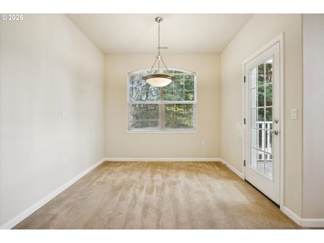 5305 SUMMERLINN Way, West Linn, OR 97068