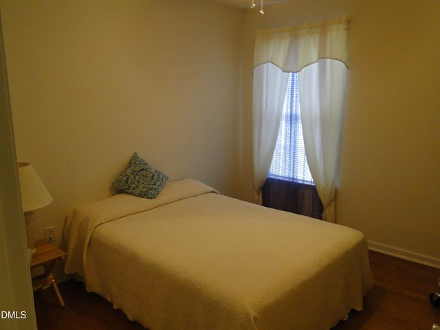 5304 Marthonna Way, Raleigh, NC 27616