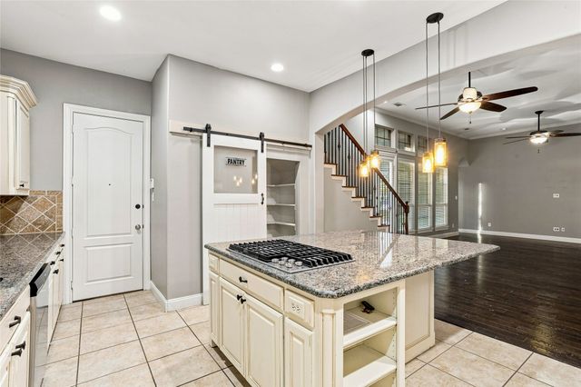727 Fairfax Lane, Rockwall, TX 75087
