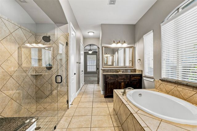 727 Fairfax Lane, Rockwall, TX 75087