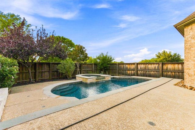 727 Fairfax Lane, Rockwall, TX 75087