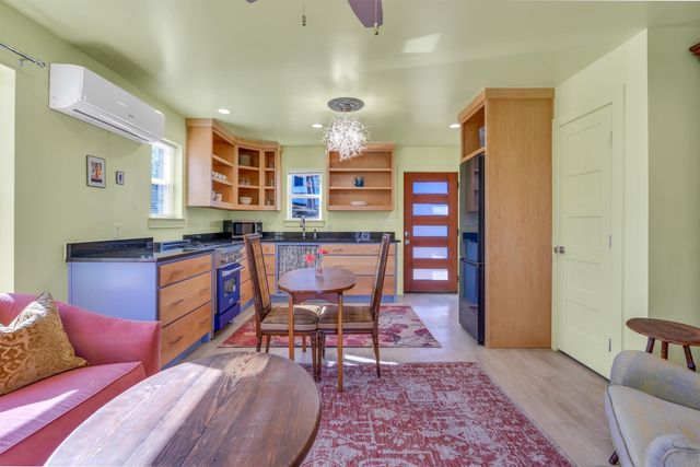 204 Crocker Drive, Malakoff, TX 75148