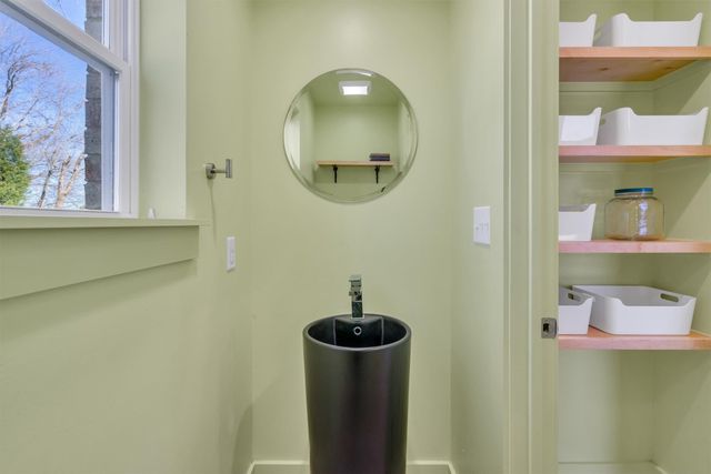 204 Crocker Drive, Malakoff, TX 75148