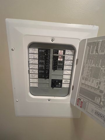 13 Seaglass Lane, Kittery, ME 03904