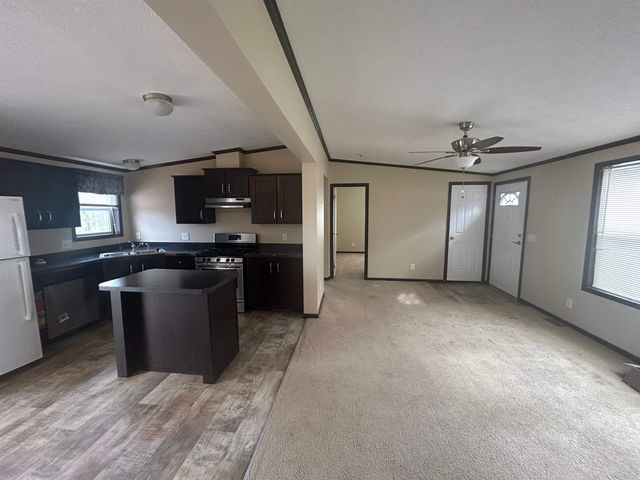 13 Seaglass Lane, Kittery, ME 03904