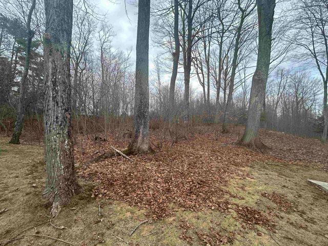 13 Seaglass Lane, Kittery, ME 03904