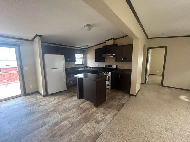 13 Seaglass Lane, Kittery, ME 03904