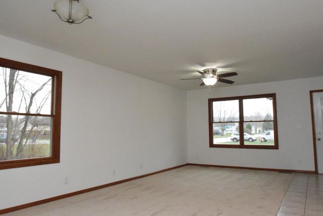 2130-2132 Westchester Avenue, Chesterton, IN 46304