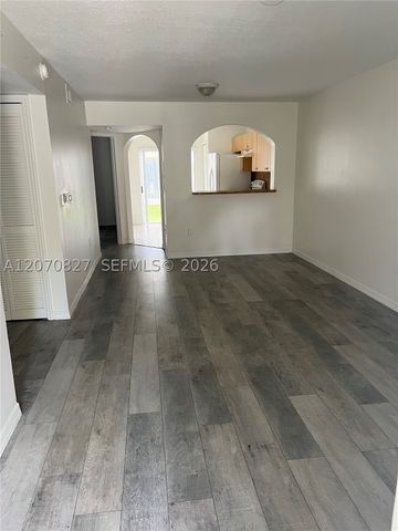 2911 SE 13th Ave 104-49, Homestead, FL 33035