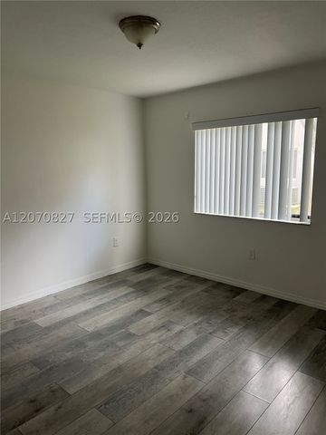 2911 SE 13th Ave 104-49, Homestead, FL 33035