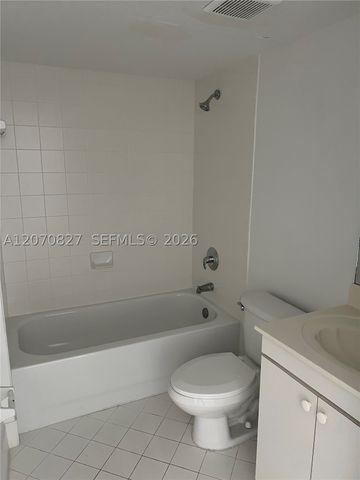 2911 SE 13th Ave 104-49, Homestead, FL 33035