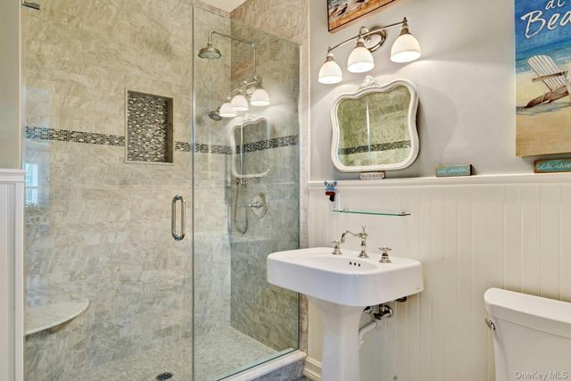 519 Highland Court, Moriches, NY 11955