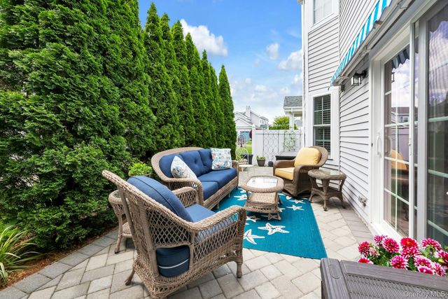 519 Highland Court, Moriches, NY 11955