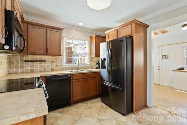 3750 Havenwood Road, Charlotte, NC 28205