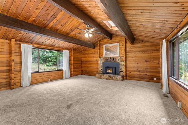 86 N Camano Ridge Road, Camano Island, WA 98282