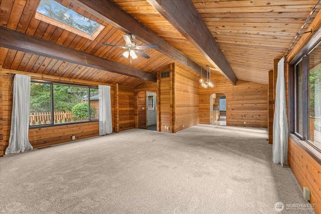 86 N Camano Ridge Road, Camano Island, WA 98282