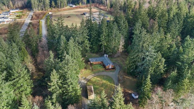86 N Camano Ridge Road, Camano Island, WA 98282