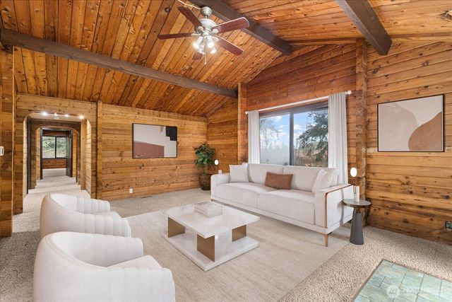 86 N Camano Ridge Road, Camano Island, WA 98282