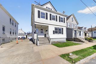 125 Lowell Street 1st, Carteret, NJ 07008