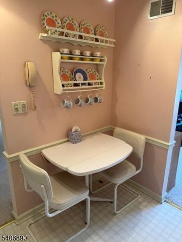 38 Spruce Ter 38, Mount Arlington Boro, NJ 07856