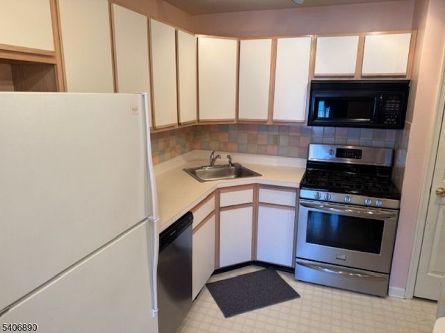 38 Spruce Ter 38, Mount Arlington Boro, NJ 07856