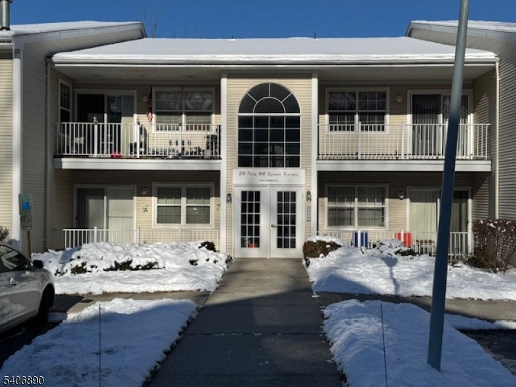 38 Spruce Ter 38, Mount Arlington Boro, NJ 07856