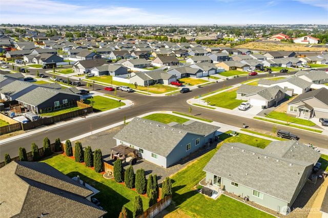 318 N Saratoga Way, Moses Lake, WA 98837
