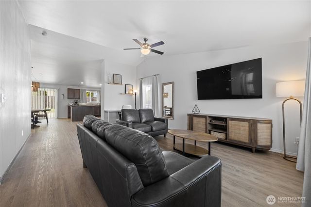 318 N Saratoga Way, Moses Lake, WA 98837